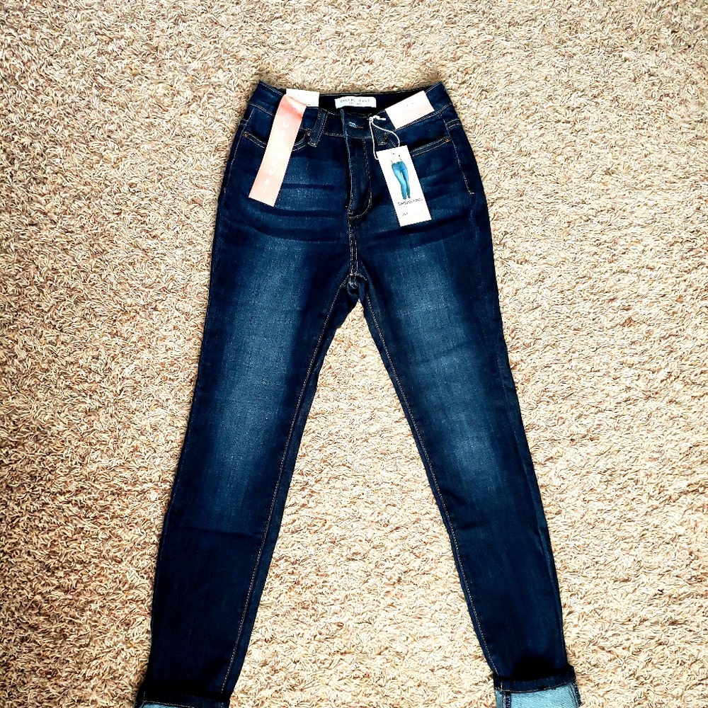 Encore Skinny Jeans